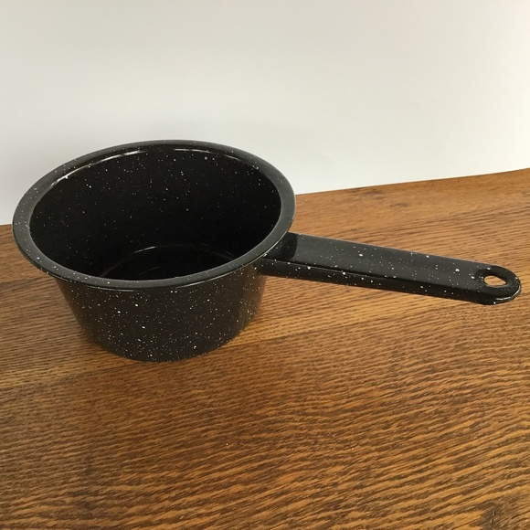 Vintage Enamelware Saucepan Black Speckled Cooking Camping Pan - Picture 12 of 13